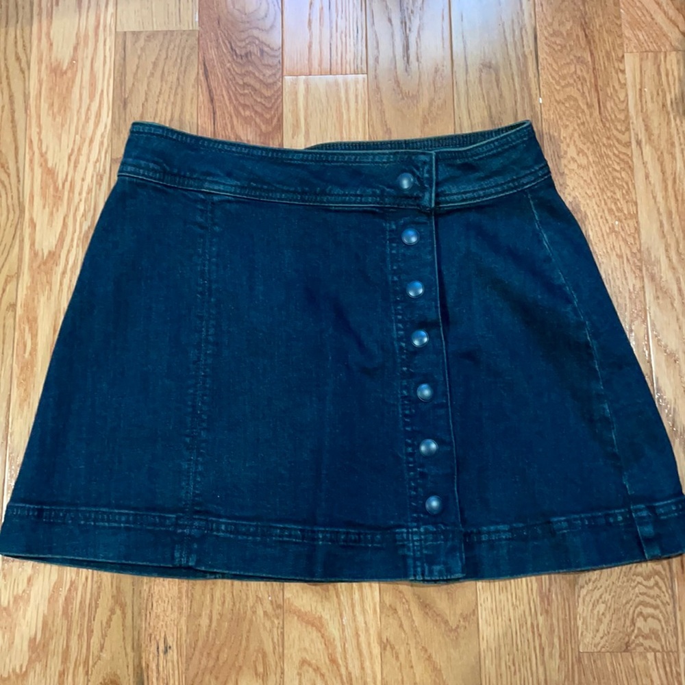 Free people Jean skirt with side buttons